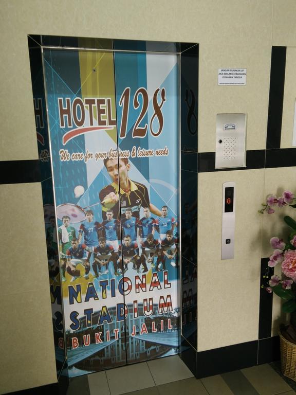 Hotel 128 Kuala Lumpur Buitenkant foto