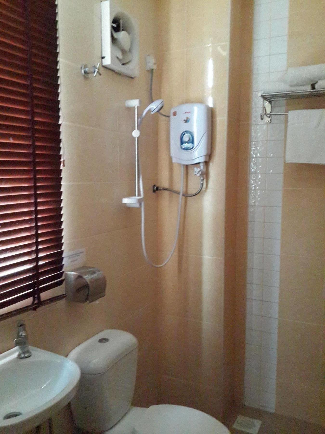 Hotel 128 Kuala Lumpur Buitenkant foto